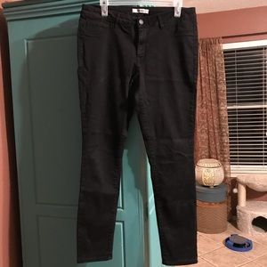 Black skinny jeans